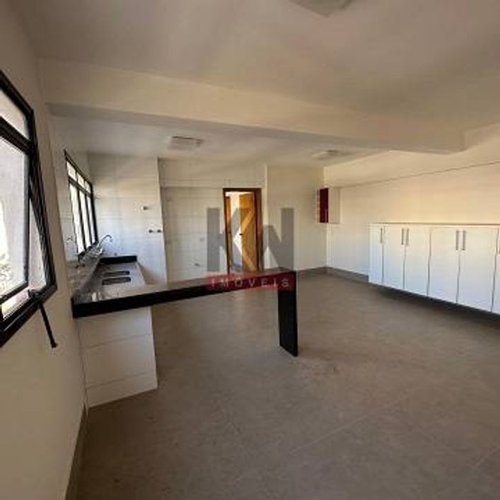 APARTAMENTO NO CENTRO DA CIDADE TE ESPERANDO