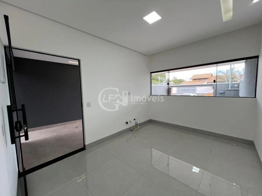 Imperdível oportunidade: Casa à venda em Campo Grande-MS, no Jardim Tijuca, com 3 quartos, 1 suíte,
