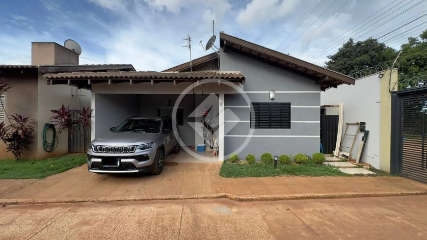 Casa completa com área gourmet em condominio codigo: 100823