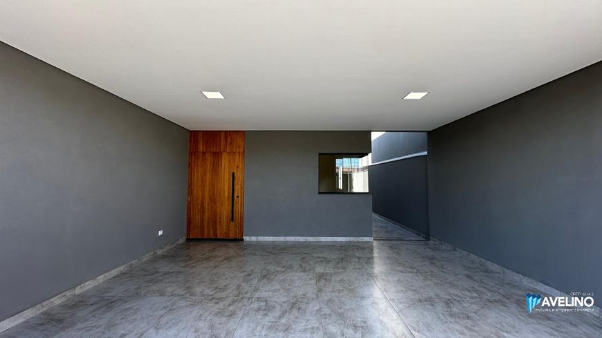 Imóvel amplo no Rita Vieira