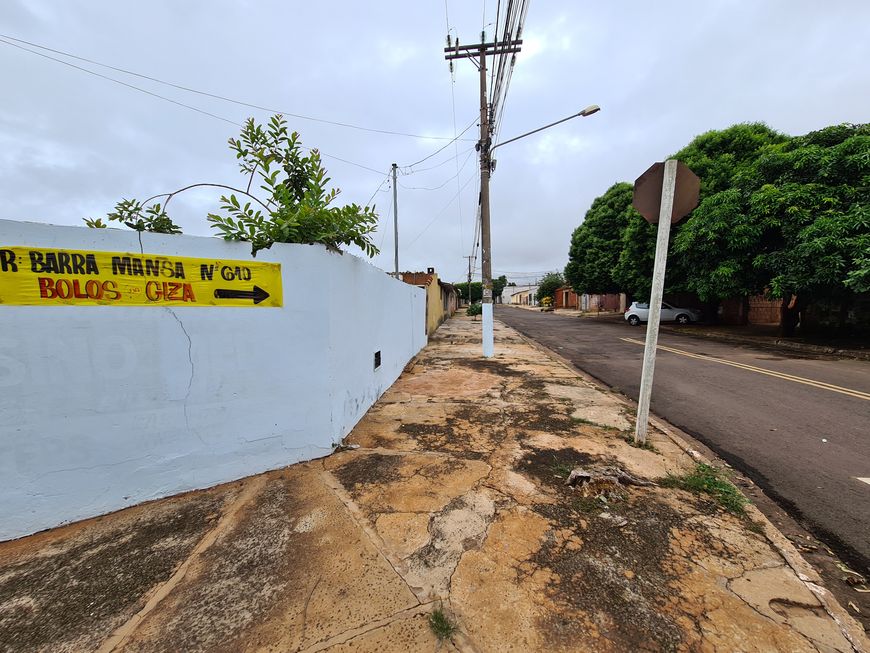 Terreno de esquina bairro Guanandi