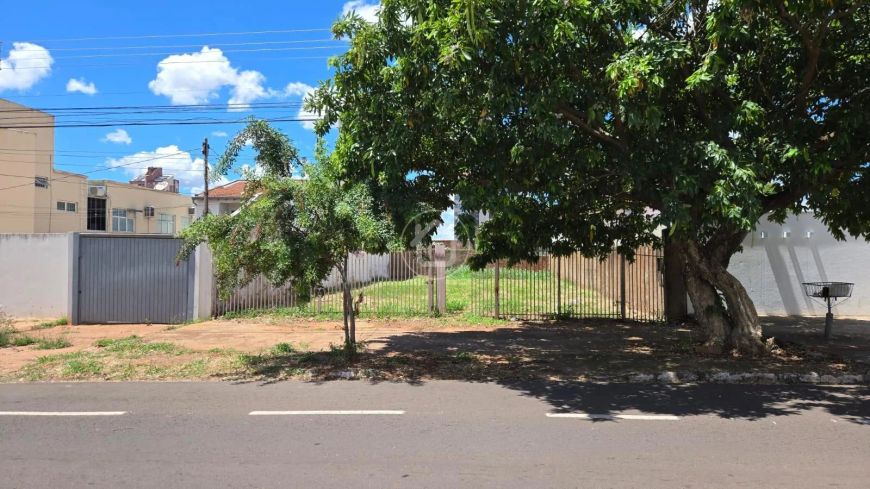 TERRENO DE OPORTUNIDADE NO SANTA FÉ