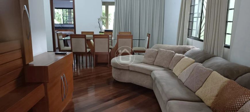 CASA AMPLA COM 3 QUARTOS - VILA SOBRINHO