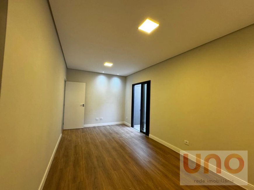 Casa Luxuosa para venda 230M² em Vila do Polones, 3 Suítes, 4 Vagas por R$1.9M - Imóveis Residenciai