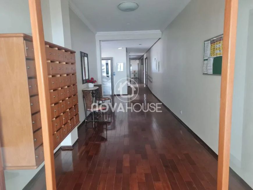 AMPLO APARTAMENTO LOCALIZAÇÃO PRIVILEGIADA