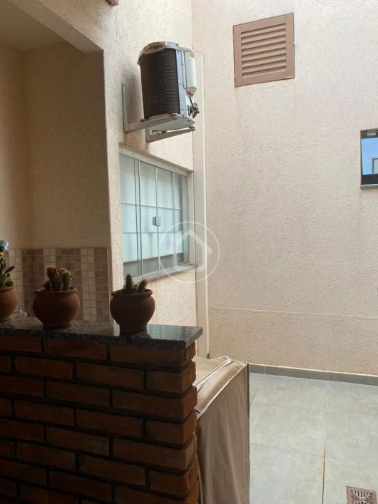 IMÓVEL NO BAIRRO RITA VIEIRA
