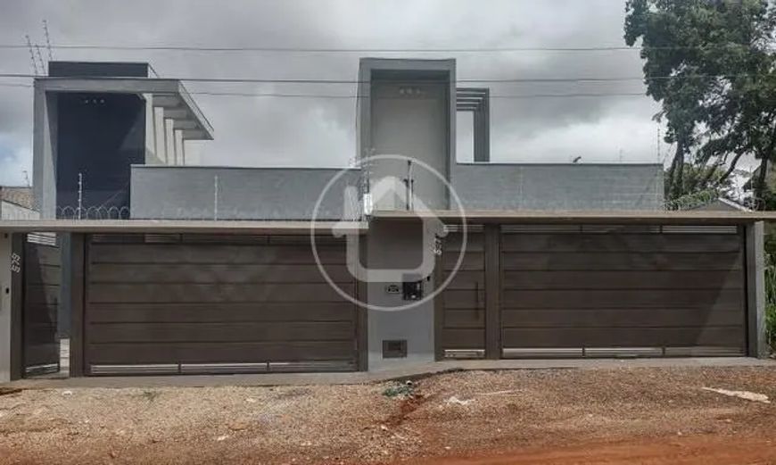 CASA 3 QUARTOS COM SUÍTE E CLOSET