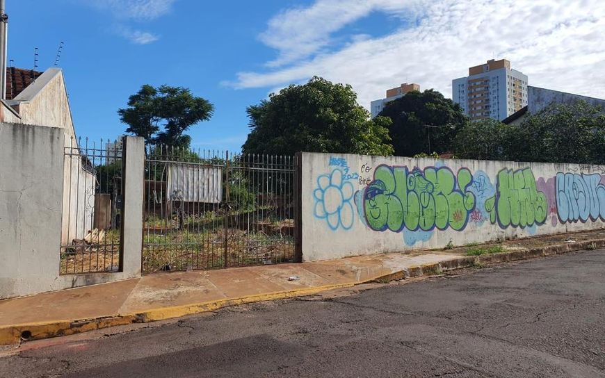 Campo Grande - Terreno Padrão - Centro