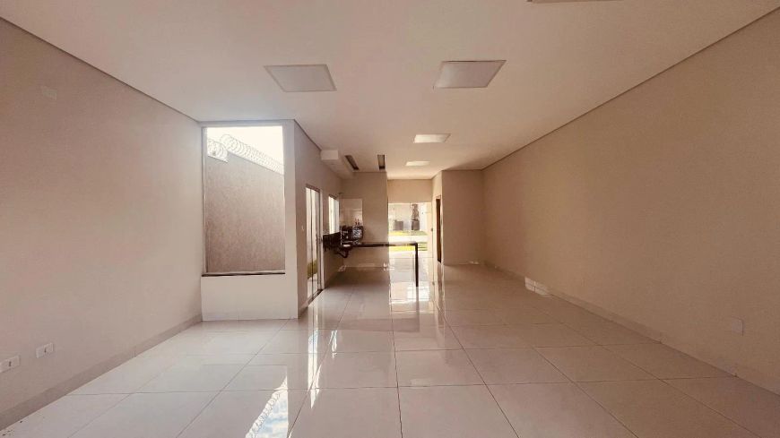 Sobrado com excelente acabamento e ótima localização