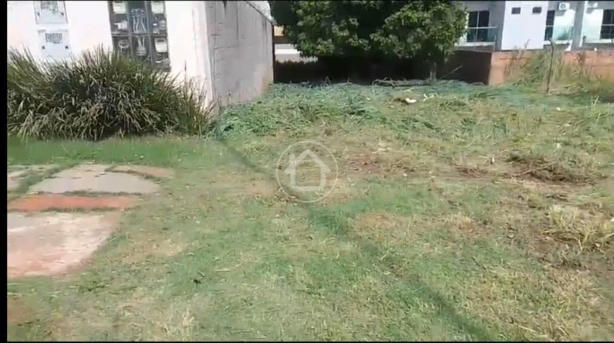 TERRENO AMPLO NO MONTE CASTELO