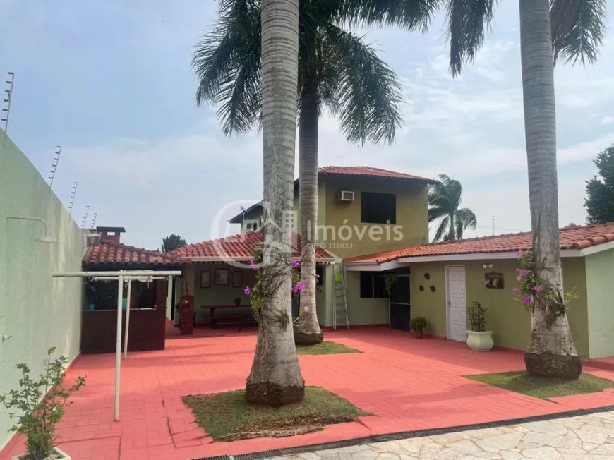Imóvel de alto padrão à venda em Campo Grande-MS, no Parque dos Novos Estados: 3 quartos, 3 salas, 4