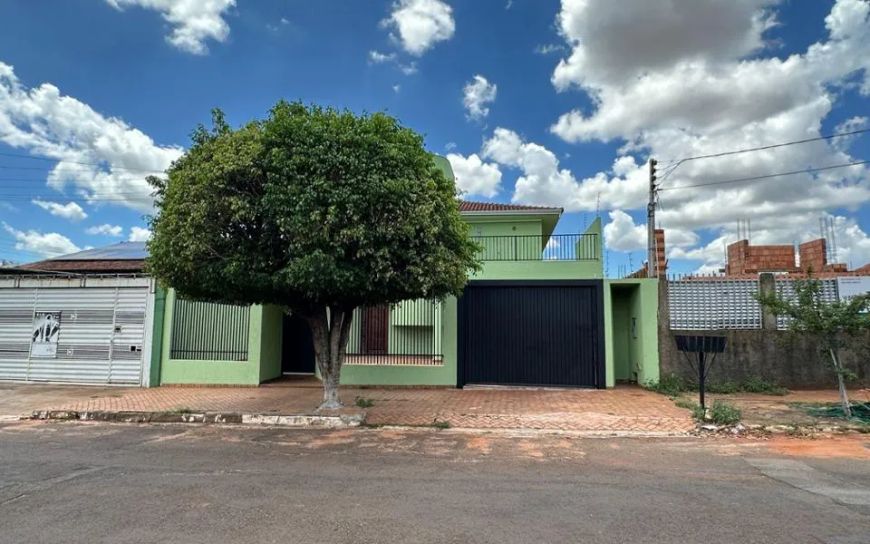 Campo Grande - Casa Padrão - Santa Fé