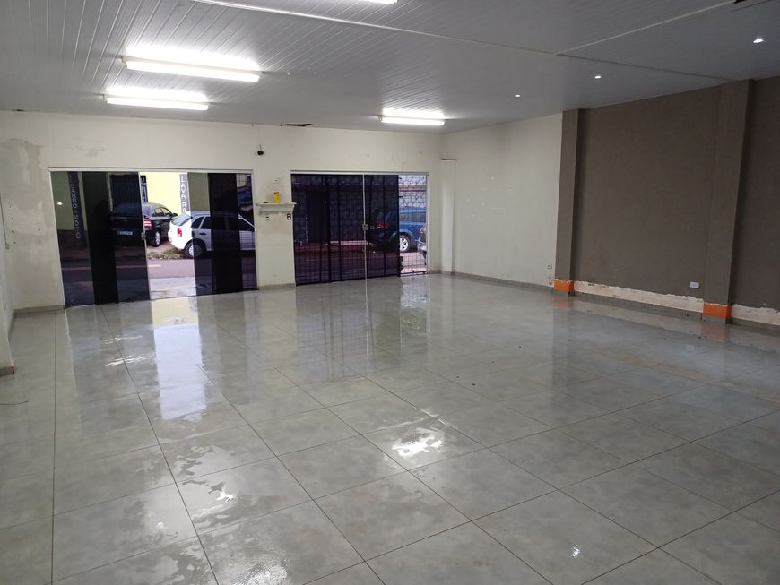 Ponto comercial/Loja/Box para Aluguel ou Venda, excelente para Igreja ou Academia