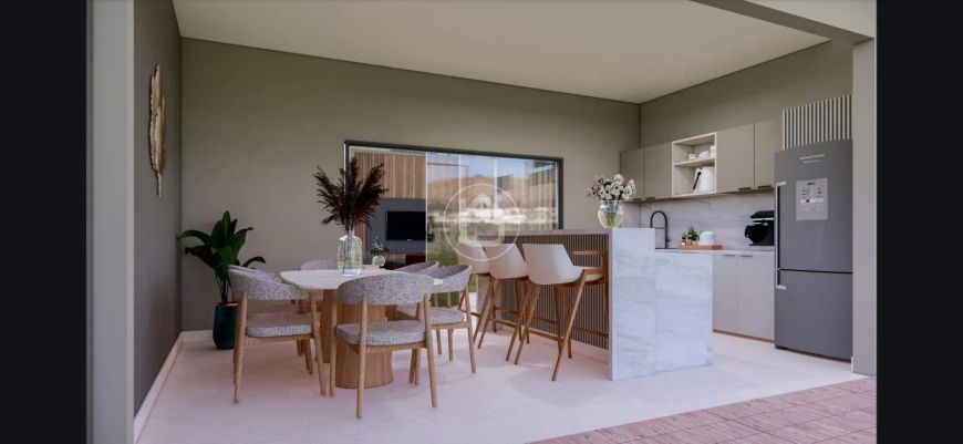 CASA COM PISCINA NO CORONEL ANTONINO