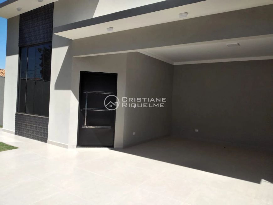 Lindíssima casa térrea à venda - 2 suítes - 1 quarto - Vila Morumbi, Campo Grande, MS