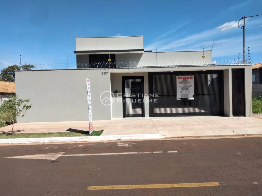 Lindíssima casa térrea à venda - 2 suítes - 1 quarto - Vila Morumbi, Campo Grande, MS