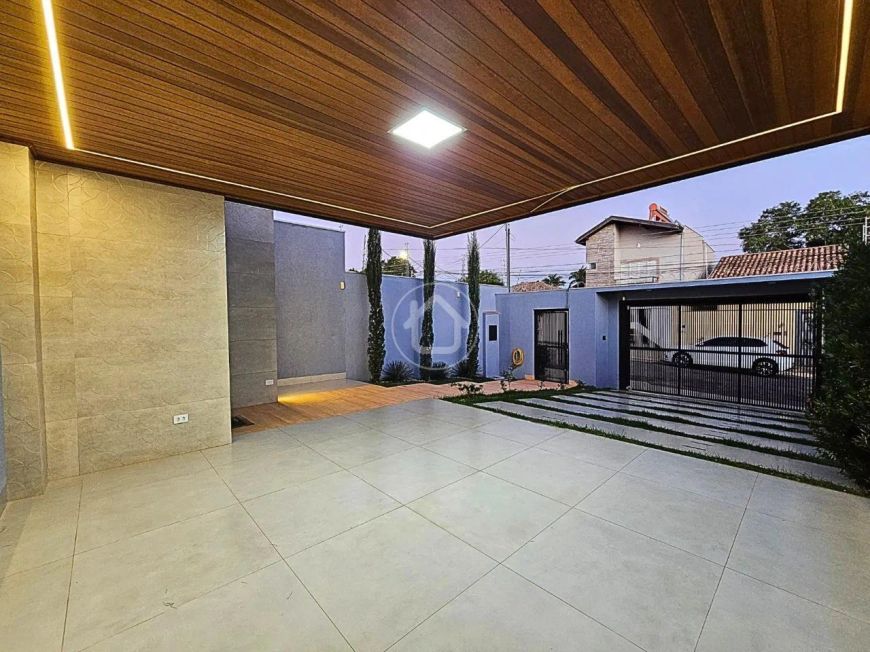MARAVILHOSA CASA TÉRREA DE ALTO PADRÃO COM 3 SUÍTE