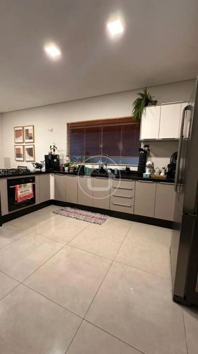 LINDA CASA NO JARDIM SAO LOURENÇO