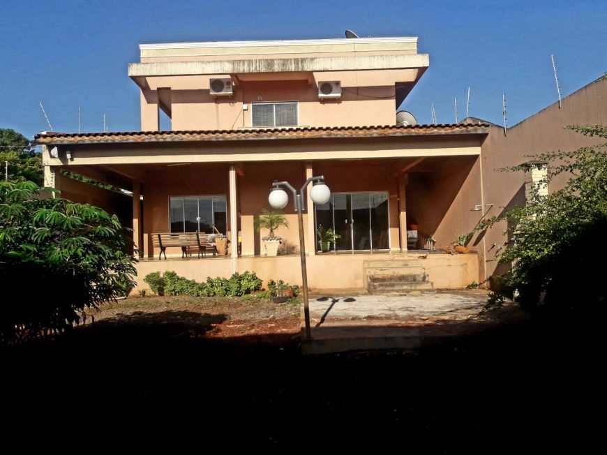 Sobrado de esquina - Bairro Cabreúva