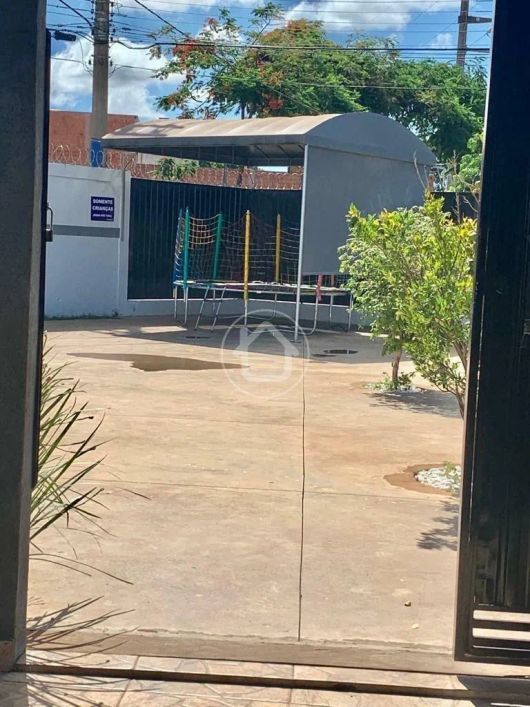 ESPAÇO DE FESTAS COM CARTEIRA DE CLIENTES