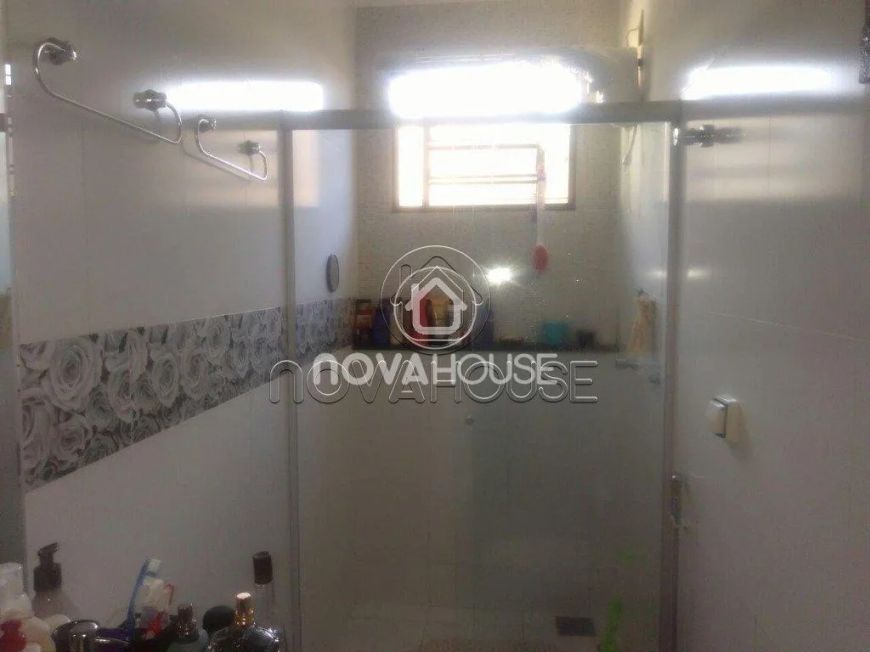CASA NOVA E MODERNA COM 3 QUARTOS