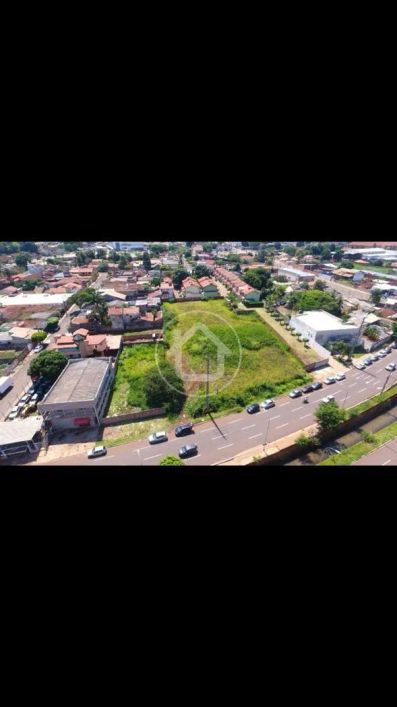 TERRENO PARA EMPREENDER
