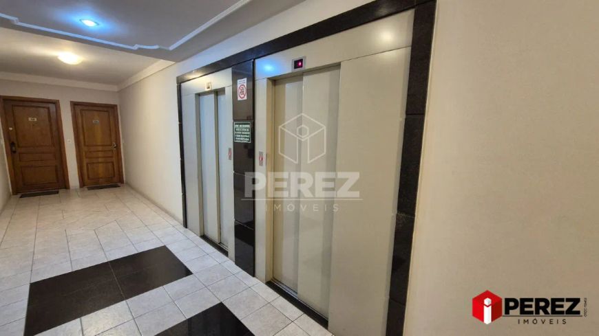 Apartamento no Bairro Monte Castelo.
