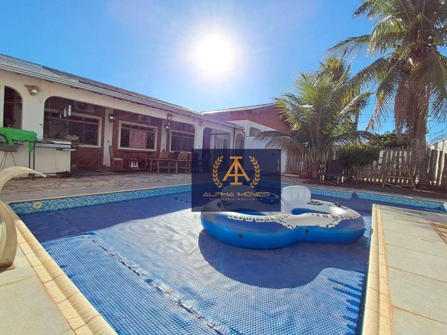CASA COM DUPLA APTIDÃO 2 TERRENOS