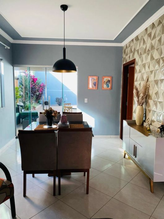 Excelente casa térrea à venda - 2 quartos - 1 suíte - 360 m² de terreno - Vila Carlota, Campo Grande