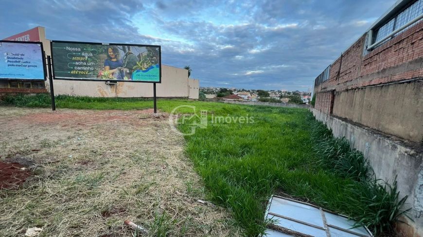 Terreno Comercial de 3.120m² na Vila Rica, Campo Grande-MS: Oportunidade Única de Investimento!