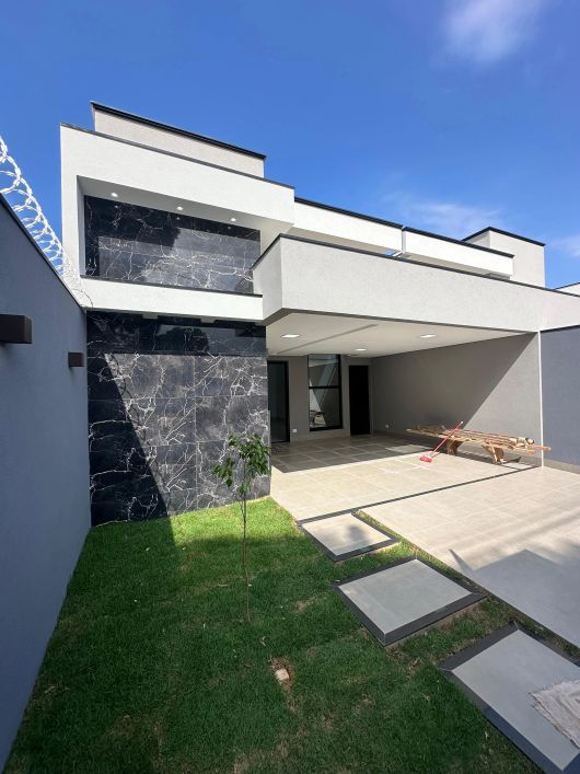 Imóvel para venda possui 132 metros quadrados com 2 quartos
