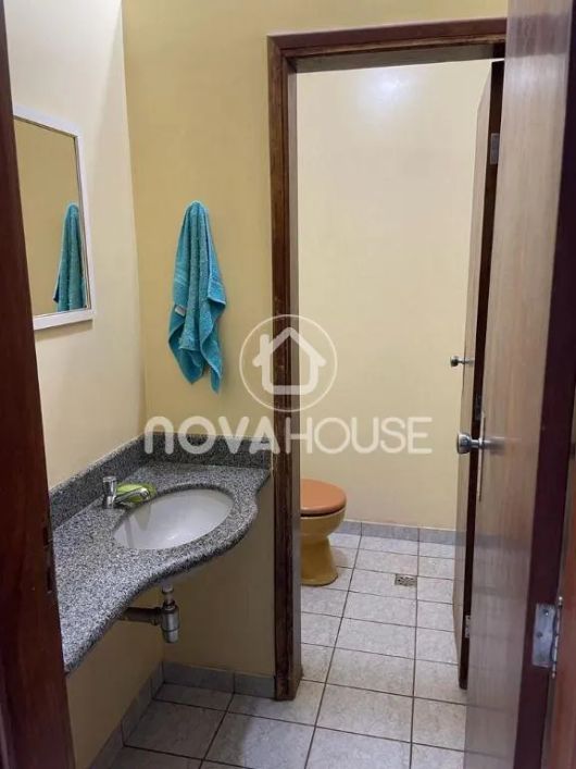 SALA COMERCIAL EM REGIÃO NOBRE