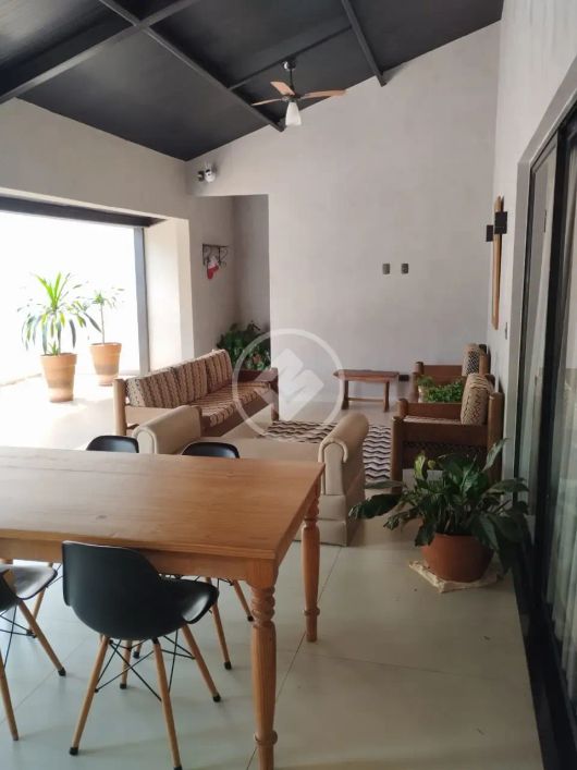 Casa em área nobre no Rita Vieira codigo: 99738