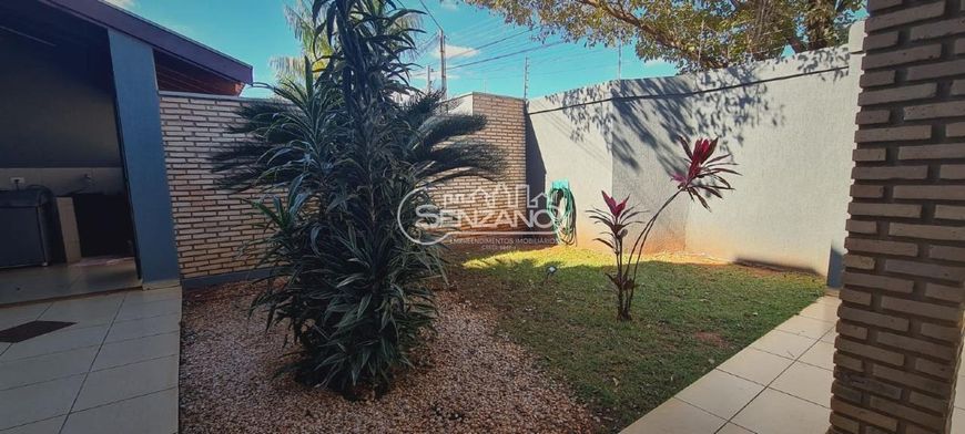 Sobrado Parque Residencial Rita Vieira - Campo Grande