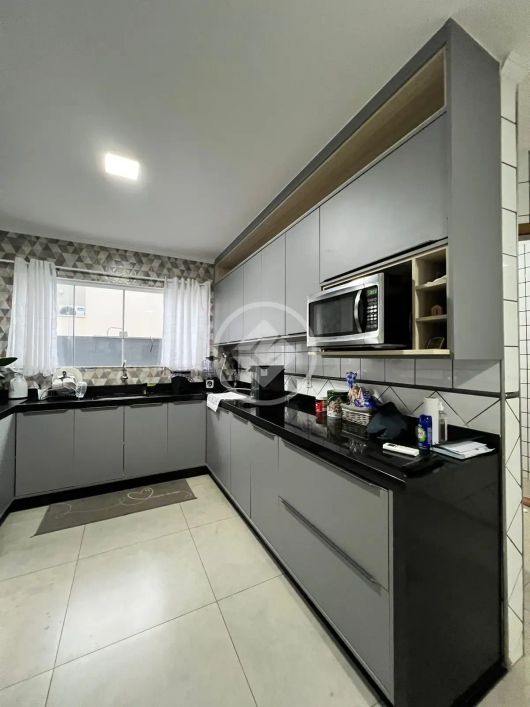 LINDO SOBRADO - CARANDA BOSQUE codigo: 103116