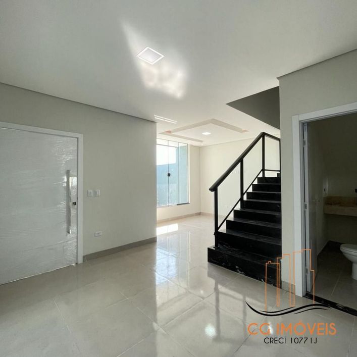Sobrado para venda com 136m² com 3 quartos em Coronel Antonino - Campo Grande - MS