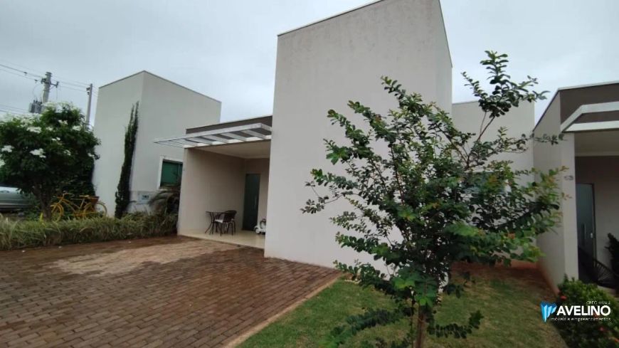 Casa em condominio com 3 quartos e quintal