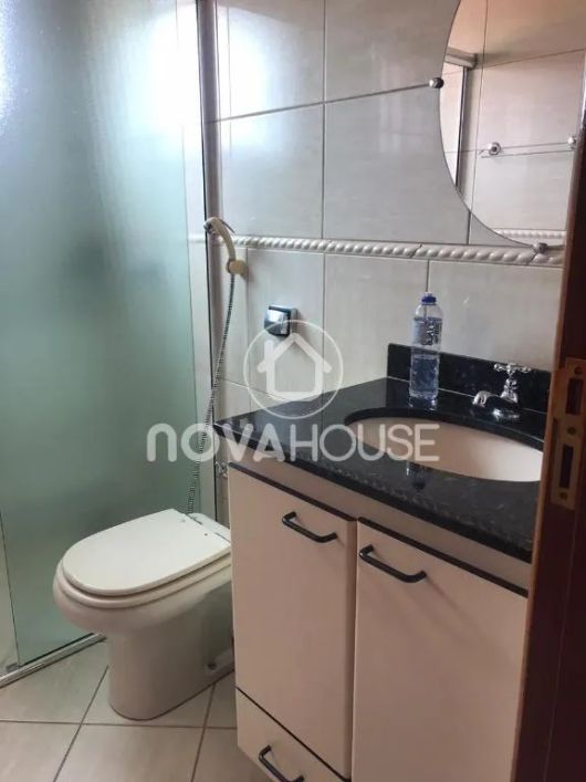 CASA TERREA COM EXCELENTE AREA DE LAZER