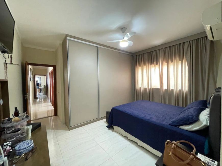 -Casa térrea com piscina 📍Jardim Panamá