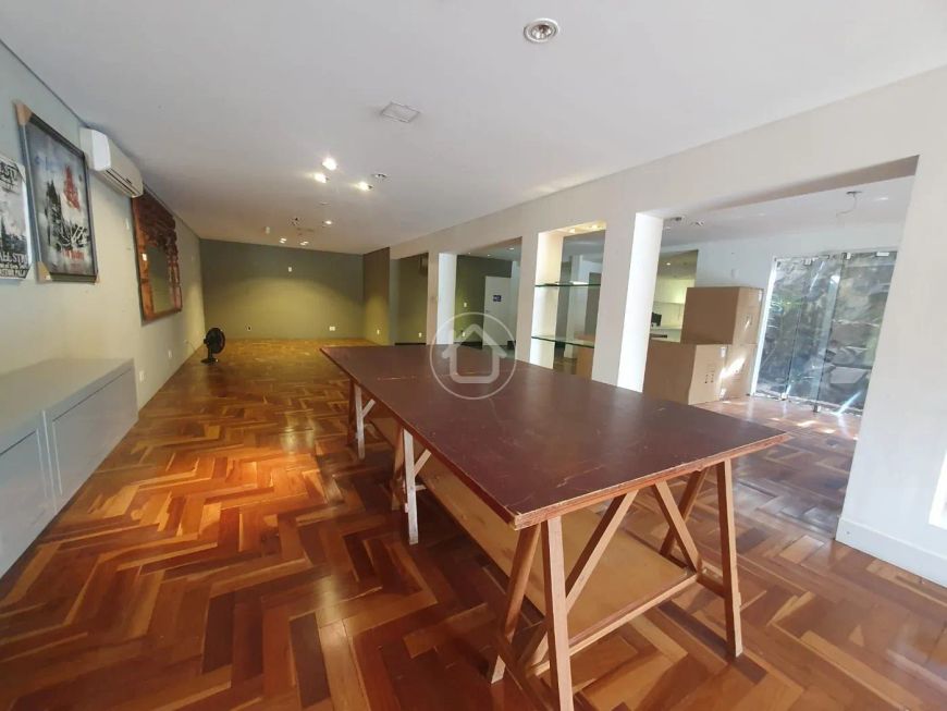 PRÉDIO COMERCIAL AV. MATO GROSSO