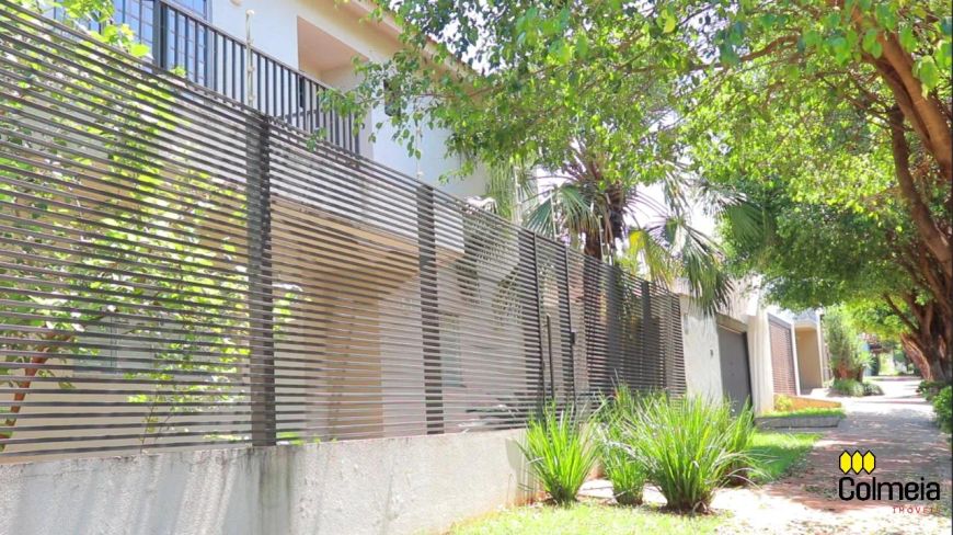 Sobrado Comercial com 10 Salas - Bairro Cruzeiro