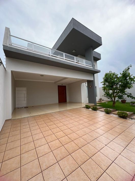 Lindo sobrado com Piscina