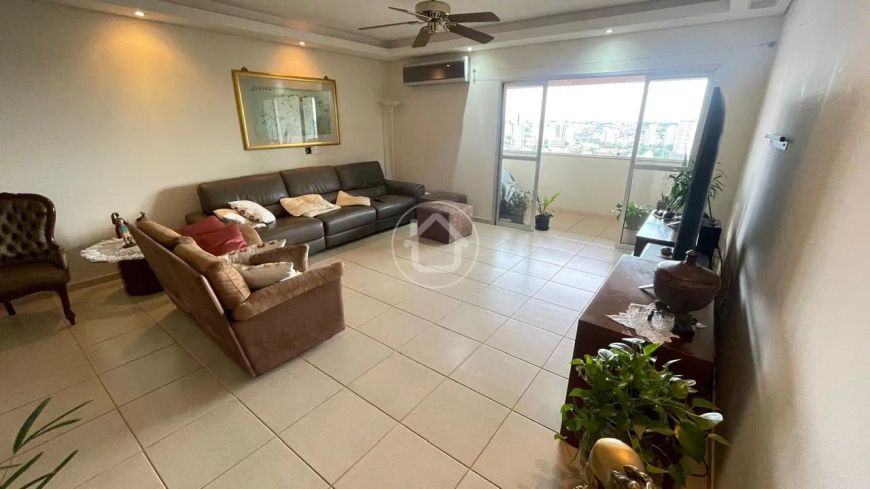 APARTAMENTO COM 3 QUARTOS SENDO 2 SUÍTES 1 HIDRO