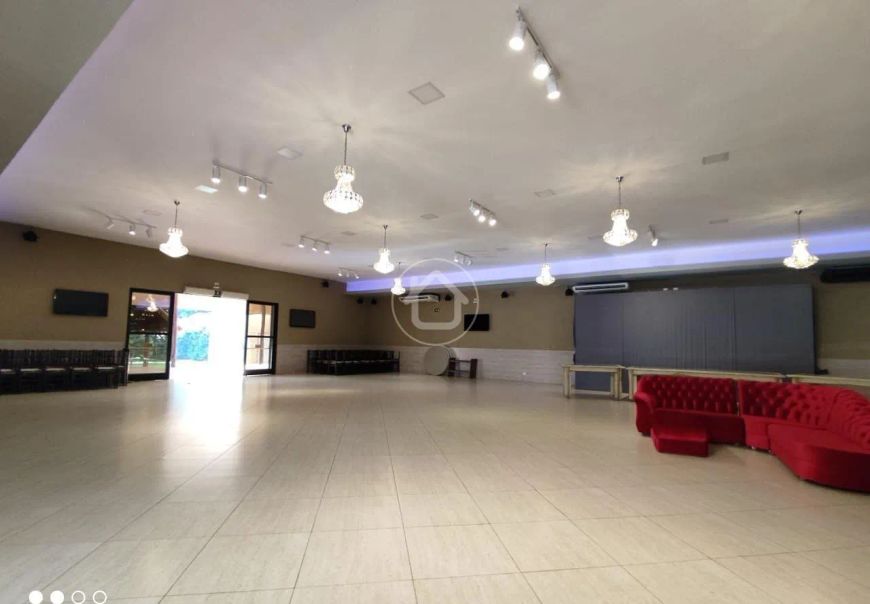 ESPAÇO COMERCIAL DE ALTO LUXO PARA EVENTOS