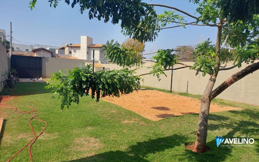 Terreno 360m² Todo Murado bem localizado no Rita Vieira