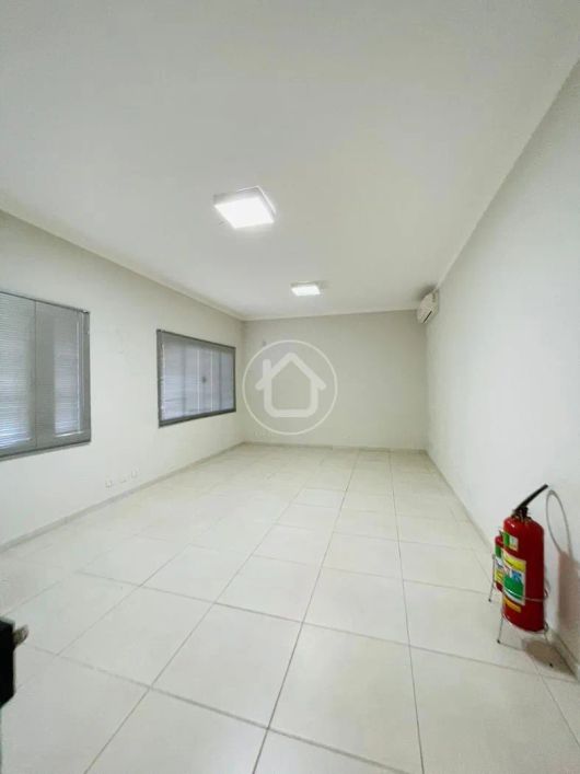CASA/ESCRITORIO