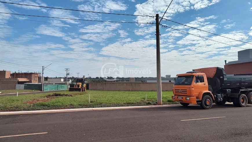 Terreno à venda em condomínio de luxo em Campo Grande-MS 465m² no Condomínio Residencial Shalom