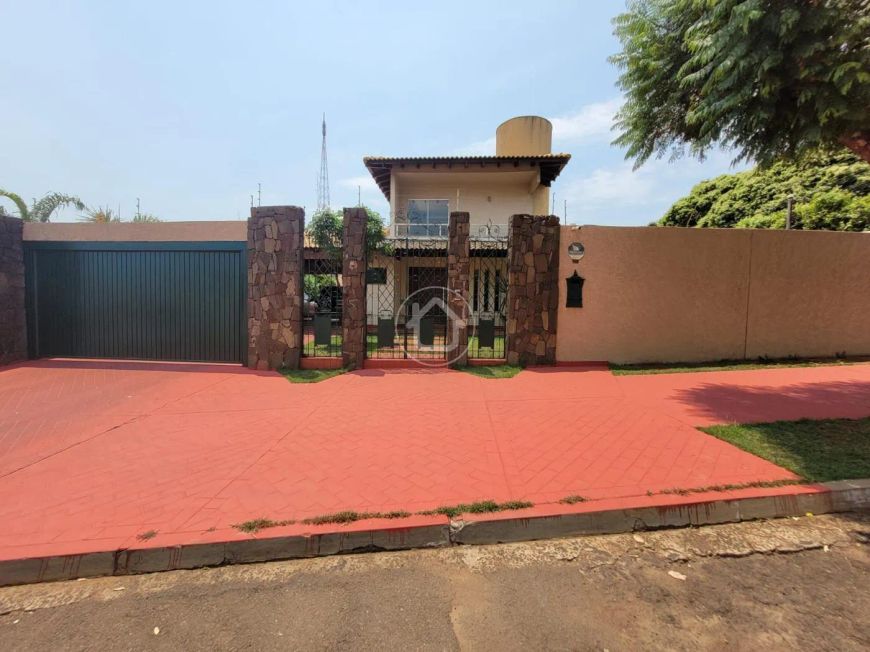 3 SUÍTES/ ÁREA GOURMET/PISCINA/QUINTAL