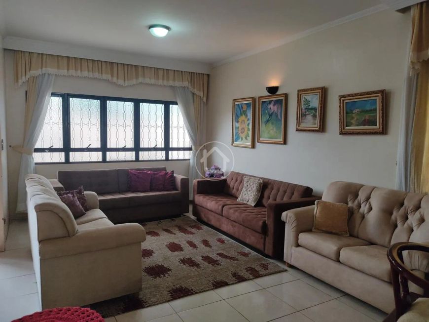 SOBRADO COM GOURMET E PISCINA 05 QUARTOS/ SANTA FÉ
