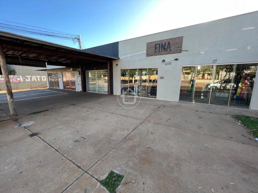 CONJUNTO DE SALA COMERCIAL LOCADAS
